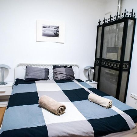 Apartment At The Deak Ferenc Ter Budapest Ngoại thất bức ảnh